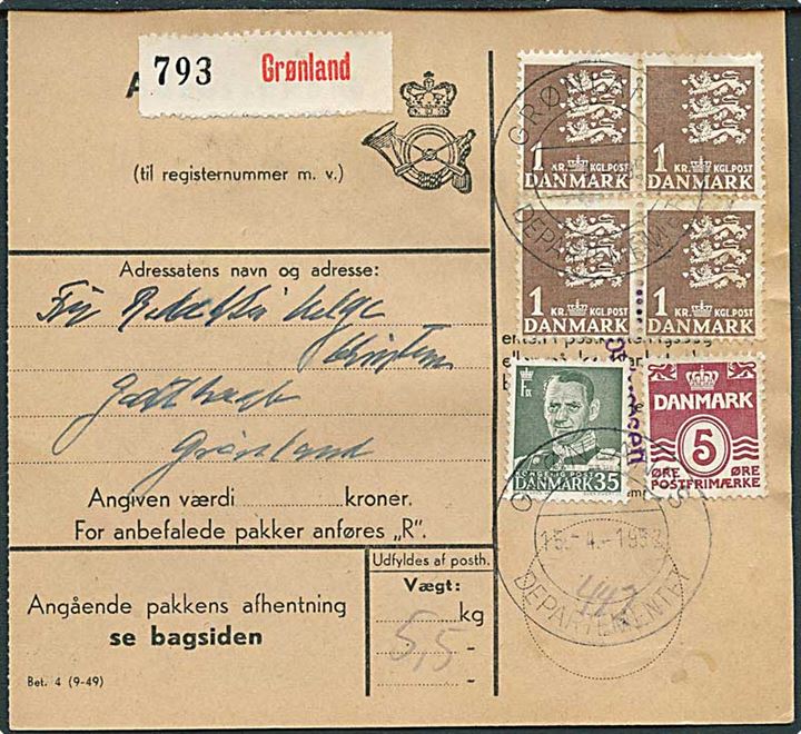 5 øre Bølgelinie, 35 øre Fr. IX og 1 kr. Rigsvåben i fireblok på adressekort for pakke stemplet Grønlands Departementet d. 15.4.1952 til Godthåb, Grønland.