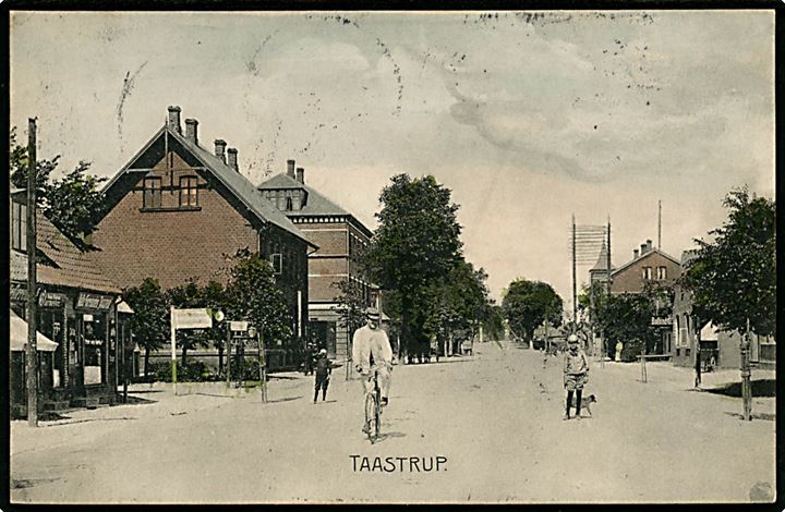 Taastrup, gadeparti. Stenders no. 6327. Kvalitet 7