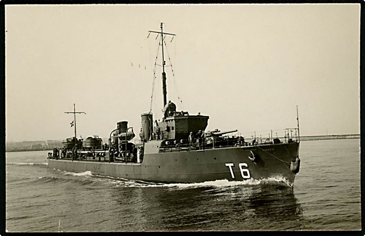 Marine. “Høgen”, Torpedobåd “T6”. Fotokort u/no. Kvalitet 8