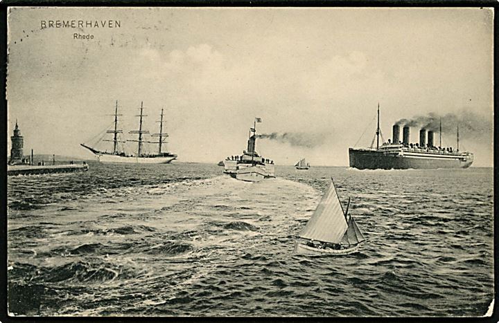 Bremerhaven, indsejling med bl.a. sejlskib, færge og stort dampskib.