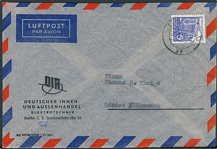 35 pfg. Deutsches Sportshalle single på luftpostbrev fra Berlin d. 15.9.1953 til Odense, Danmark.