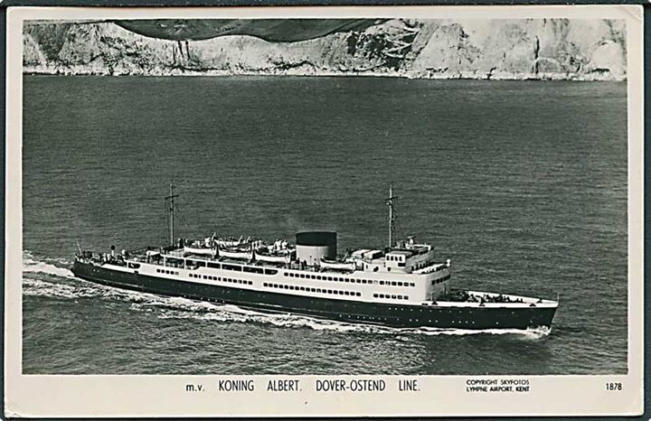 Belgisk 2,25 fr. (defekt) på brevkort (M.V. Koning Abert) annulleret med skibsstempel Ostende-Dover d. 8.8.1955 til Krefeld, Tyskland.