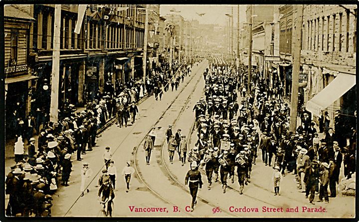 Canada, Vancouver B. C., parade på Cordova Street. Timms's Photo u/no.