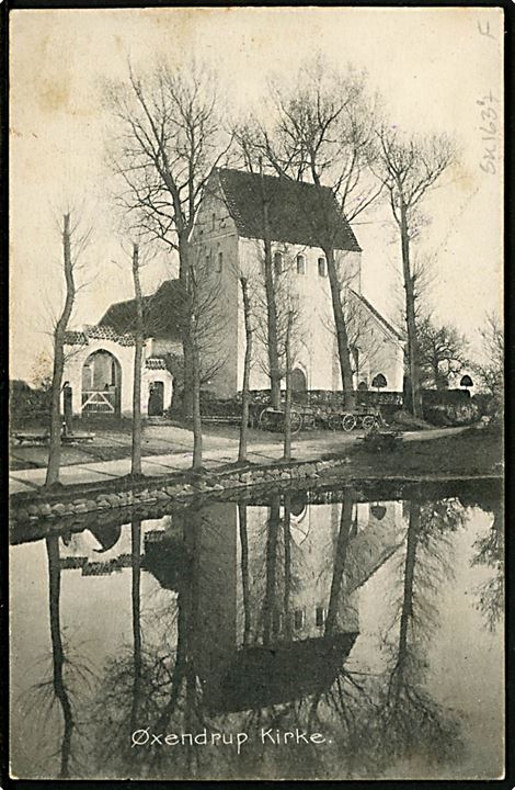 5 øre Chr. IX på brevkort (Øxendrup kirke) annulleret med stjernestempel ØXENDRUP og sidestemplet bureau Nyborg - Svendborg T.25 d. 4.3.1907 til Koldby på Samsø.