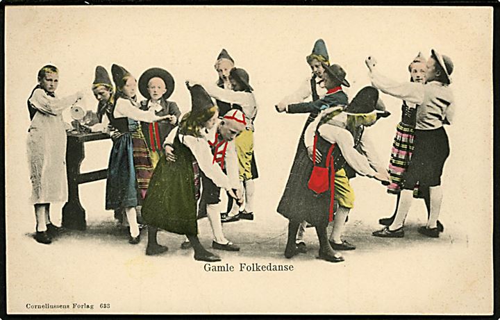 En flok børn danser Gamle Folkedanse. Corneliussens forlag no. 633.