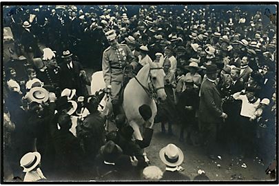 Genforening. Kong Chr. X til hest ved grænsen d. 10.7.1920. U/no.