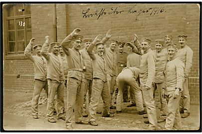 Tyske soldater i Lockstedter lager 1916. Fotokort u/no.