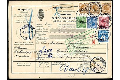 4 øre Bølgelinie, 5 øre, 20 øre, 50 øre og 1 kr. (3) Chr. X på 374 øre frankeret internationalt adressekort for pakke fra Kjøbenhavn d. 5.11.1915 via Hamburg og Basel til Geneve, Schweiz.