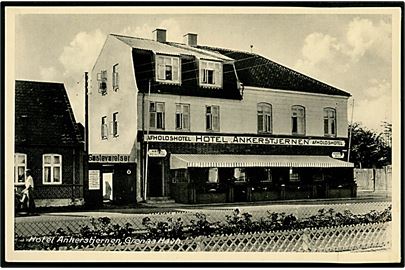 Grenaa Havn med Hotel Ankerstjerne. P. Kirk no. 415.