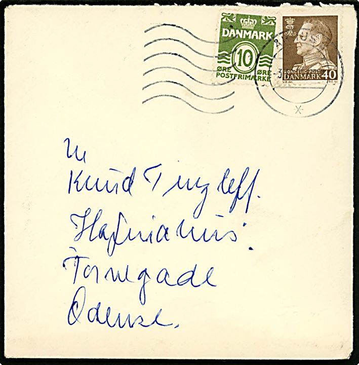 10 øre Bølgelinie og 40 Fr. IX (fluorescerende papir) på brev fra Århus C d. 3.12.1965 til Odense.