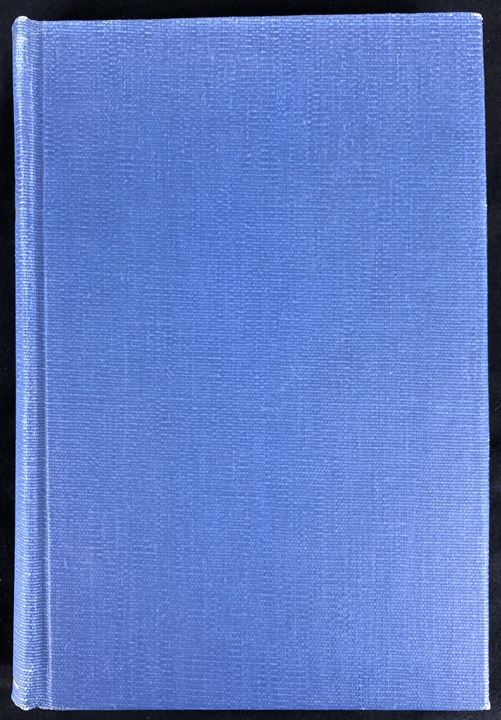 Hval i sigte! af Hakon Mielche. Illustreret rejsebeskrivelse af fangstrejse med det norske hvalkogeri Kosmos III til Antarktis. 193 sider med enkelt løs side. 