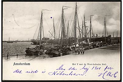 Holland, Amsterdam, havneparti med dampskib. 