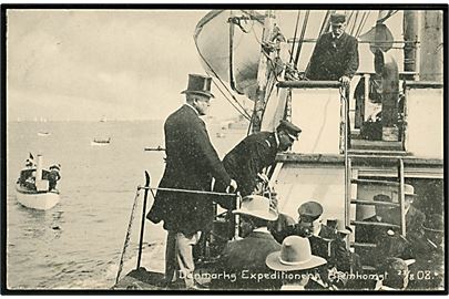 Danmark-ekspeditionen. Statsminister I. C. Christensen taler med besætninger ved ekspeditionens hjemkomst til København d. 23.8.1908. N. K. u/no.