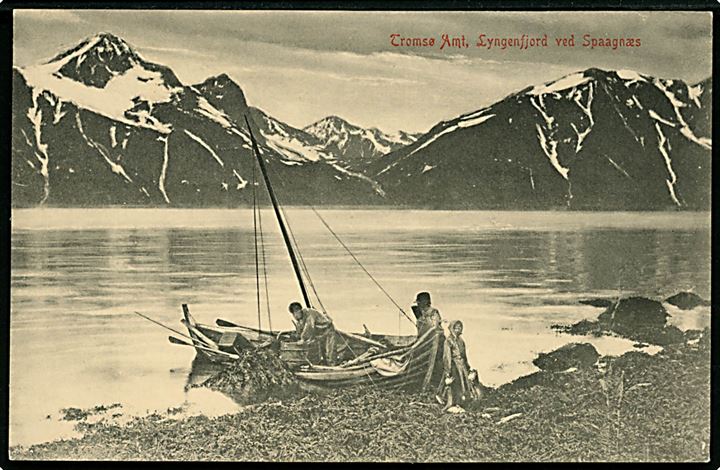 Troms Amt, Lyngenfjord ved Spaagnæs med lille sejlbåd. No. 39.