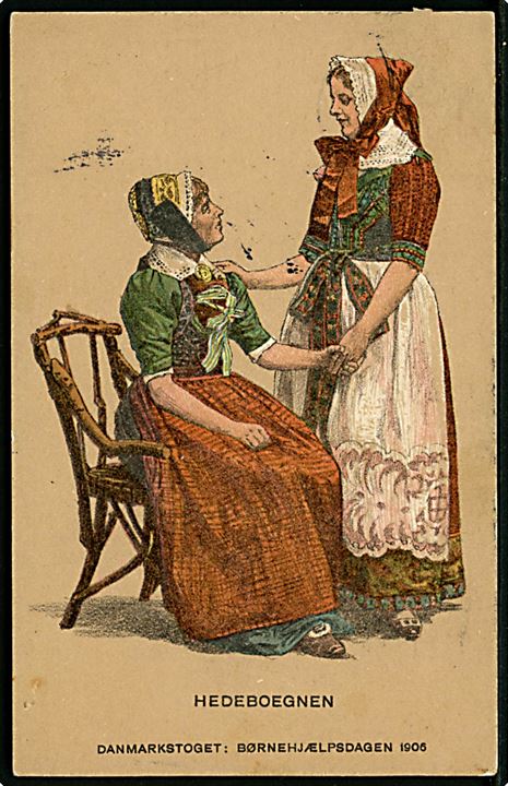 Tegnet kort med 2 damer i egnsdragt fra Hedeboegnen. Danmarkstoget: Børnehjælpsdagen 1906. u/no. 