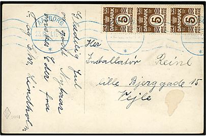 5 øre Bølgelinie i 3-stribe brevkort forsøgsvis annulleret med BLÅT maskinstempel Aalborg d. 23.12.1921 til Vejle.