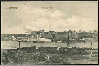 Sønderborg, Marinestation med tysk orlogsskib og i forgrunden jernbanevogne. Th. Lau no. 518.