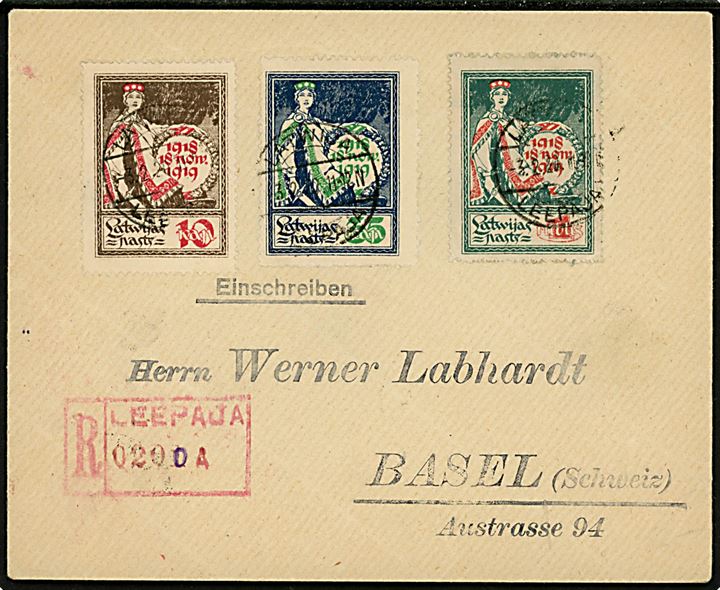 10 kap., 35 kap. og 1 rub. Republik 1. år på filatelistisk anbefalet brev fra Leepaja d. 3.2.1920 til Basel, Schweiz.