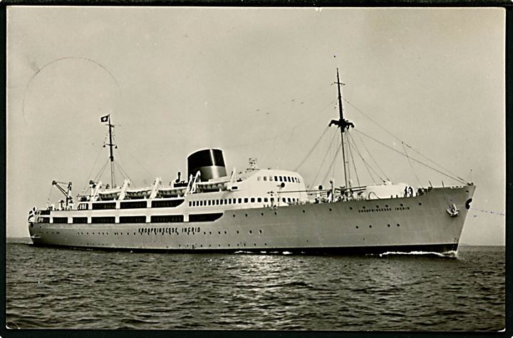 35 øre Fr. IX 60 år (defekt) på brevkort (DFDS Englandsbåd M/S Kronprinsesse Ingrid) annulleret Esbjerg B. d. 25.4.1960 og sidestemplet Paquebot til København.