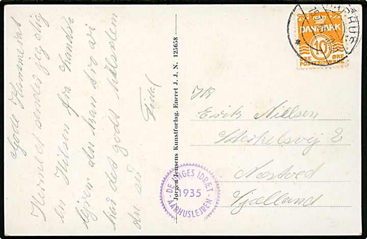10 øre Bølgelinie på brevkort (Aarhus, Banegaardsplads med sporvogne) fra Aarhus d. 15.7.1935 og sidestemplet DE UNGES IDRÆT / 1935 / * AARHUSLEJREN *  til Næstved. 