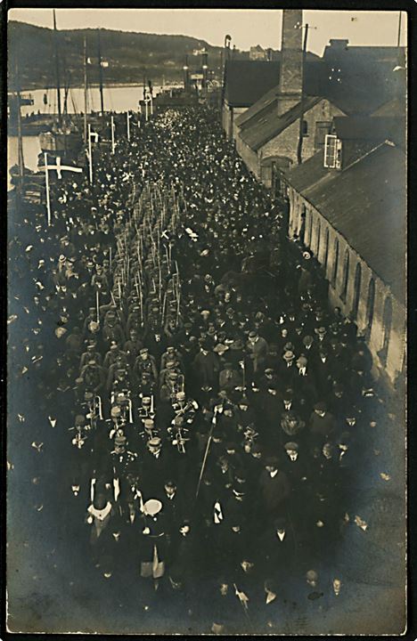 Genforening 1920. Sønderjydsk Kommando ankommer til Aabenraa d. 5.5.1920. Th. Christesen u/no.