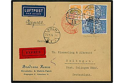 10 øre Bølgelinie (2) og 30 øre Karavel (3) på 110 øre frankeret luftpost ekspresbrev fra København d. 28.9.1934 via Köln til Solingen, Tyskland. 