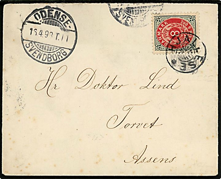 8 øre Tofarvet på brev annulleret med stjernestempel HJALLESE og sidestemplet med bureau Odense - Svendborg T.11 d. 16.4.1898 til Assens. 