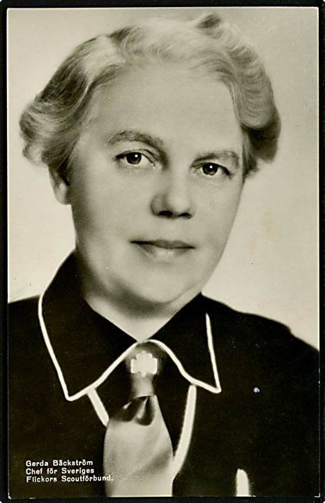 10 öre Gustaf på brevkort (Gerda Bäckström, pigespejderleder) annulleret med spejder særstempel Björkölägret d. 10.8.1948.