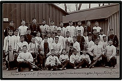 Militær. 12. Fæstnings Kompagni’s Rekruthold 1909 i lejr på Amager. Fotokort u/no. Kvalitet 7