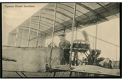 Flyveren Robert Svendsen med hans biplan. Johs. Brorson u/no. Kvalitet 9