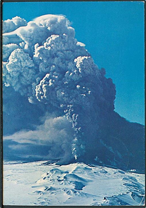 4 kr. Myvatn på brevkort (Vulkanen Hekla i udbrug 1947) fra Reykjavik 1967 til Torino, Italien. Retur som ubekendt.