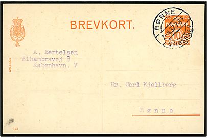 10 øre helsagsbrevkort (fabr. 122) fra København annulleret med brotype IIb Rønne Skibsbrev d. 2.4.1937 til Rønne på Bornholm.