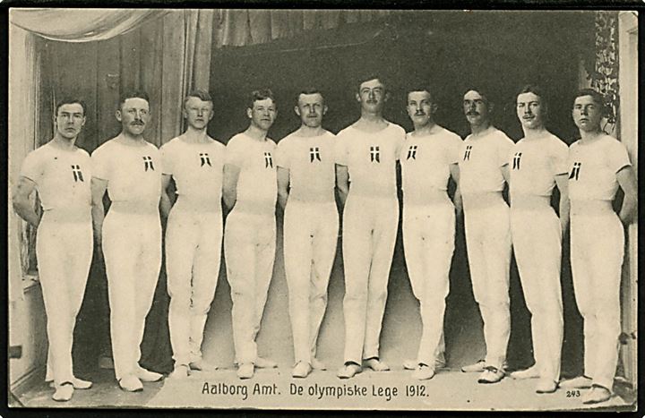 Aalborg amts gymnastik hold til De Olympiske Lege 1912. V. Overgaard no. 243. 