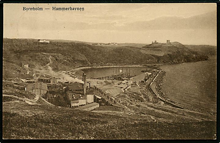 Hammerhavnen med Hammershus i baggrunden. Colberg no. 440.
