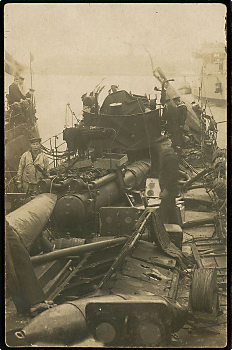 Torpedobåden Sværdfisken efter minesprængning 1918 i Langelandsbælt. U/no.