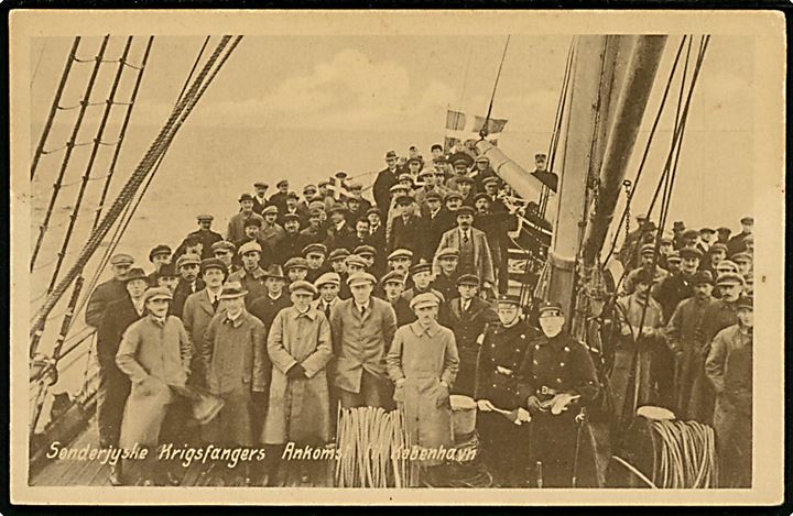 Genforening. Sønderjyske krigsfanger hjembringes med skib via København 1919. Dansk Reklameforlag u/no.