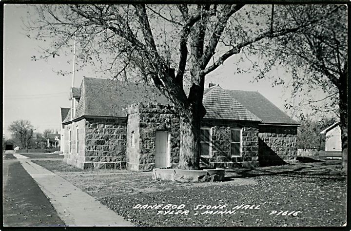 Udvandring til Amerika. USA, Minnesota, Tyler, Danebod Stone Hall. No. P1616.