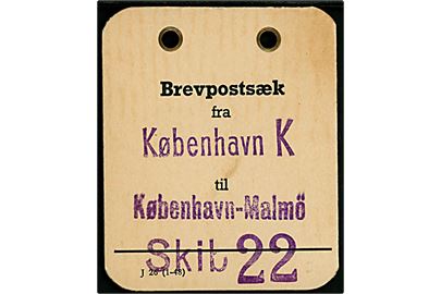 Brevpostsæk mærke - formular J26 (1-48) - stemplet: Fra København K ril København-Malmö Skib 22.