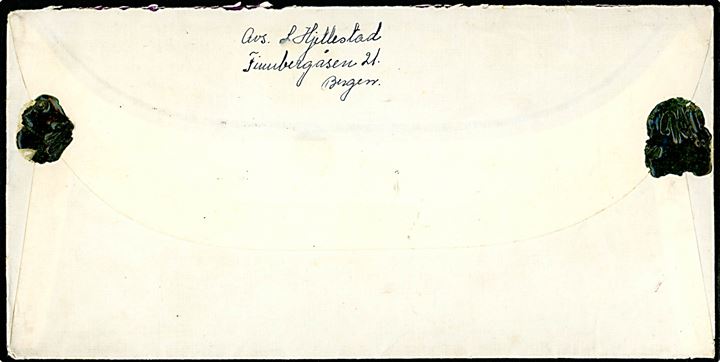 5 øre Posthorn og 15 øre Løve på brev fra Bergen annulleret med sejlende bureaustempel Trondheim - Bergen C d. 19.2.1937 til Kaptajn L. Hjellestad ombord på S/S Tordenskjold, Havnevakten i Tromsø.