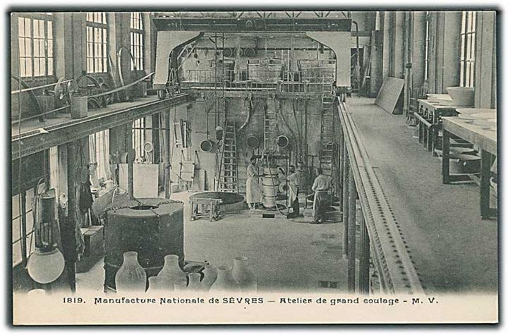 Manufacture Nationale de Sèvres - Atelier de grand Coulage - M. V. Marius Volpini, edit, Paris no. 1819.