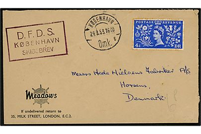 Britisk 4d Elizabeth på brev fra London med privat rammestempel D.S.B. KØBENHAVN SKIBSBREV og sidestemplet København Omk. d. 24.9.1953 til Horsens. 