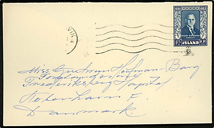 1,25 kr. Sveinn Bjørnsson single på brev med svagt maskinstempel fra Reykjavik ca. 1951 til Gudrun Hofman-Bang, forstander for Frederiksberg Hospital i København, Danmark.