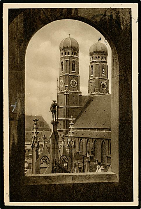 6 pfg. Das schöne Deutschland illustreret helsagsbrevkort no. 21 München, Frauenkirch opfrankeret med 12 pfg. Saar fra Hamburg d. 18.1.1935 til Aabenraa, Danmark.
