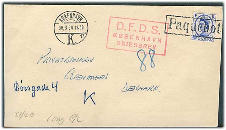 Engelsk 4d Elizabeth på brev annulleret med rammestempel Paquebot og sidestemplet både D.F.D.S. København Skibsbrev og København d. 30.3.1954 til København. Kuvert afkortet i venstre side.
