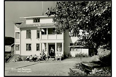Hol, Hallingdal, Hol Pensjonat. Strand no. 30-9. Frankeret med 50 øre Norsk Samferdsel fra Hol 1969 til Neksø på Bornholm.