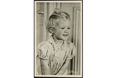 Dr. Margrethe som prinsesse. Fotokort J. Chr. Olsen no. 46.