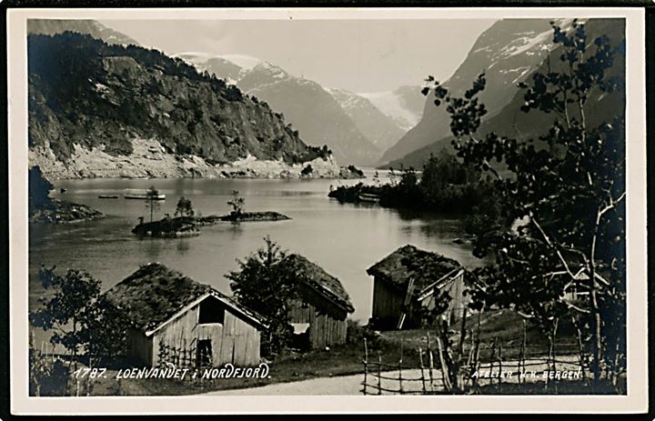 Loenvandet i Nordfjord. Fotokort K.K. Bergen no. 1787.