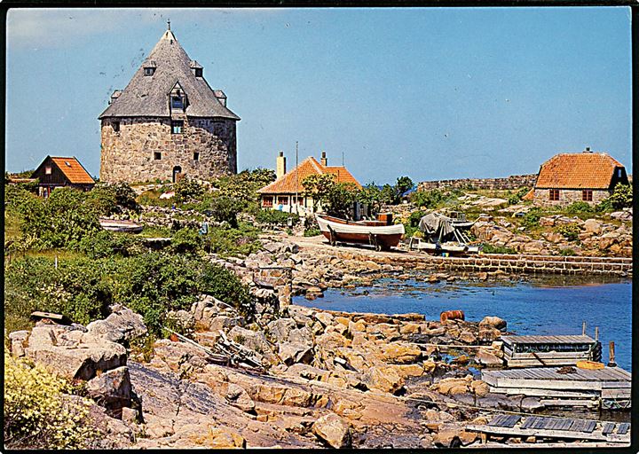 2,80 kr. Dr. Ingrid på brevkort annulleret med parentsstempel Svaneke (Christiansø) d. 5.7.1985 til København.
