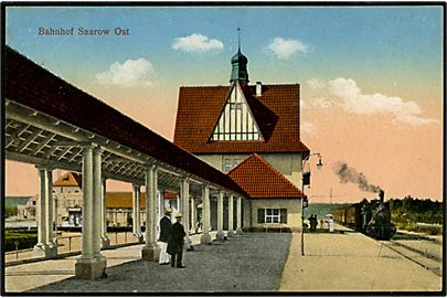 Tyskland, Bahnhof Saarow Ost med ankommende damptog.