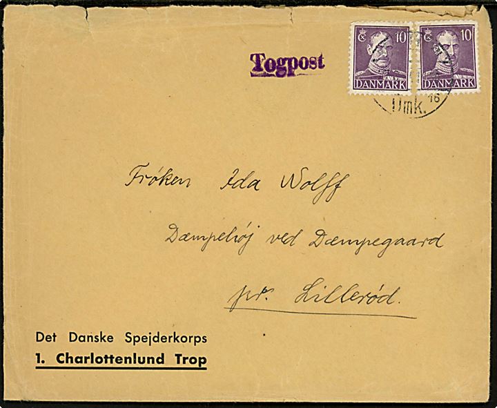 10 øre Chr. X (2) på fortrykt spejder-kuvert Det Danske Spejderkorps 1. Charlottenlund Trop annulleret København Omk. sn16 d. 26.7.1941 og sidestemplet violet Togpost til Lillerød. Slidt i kanten.